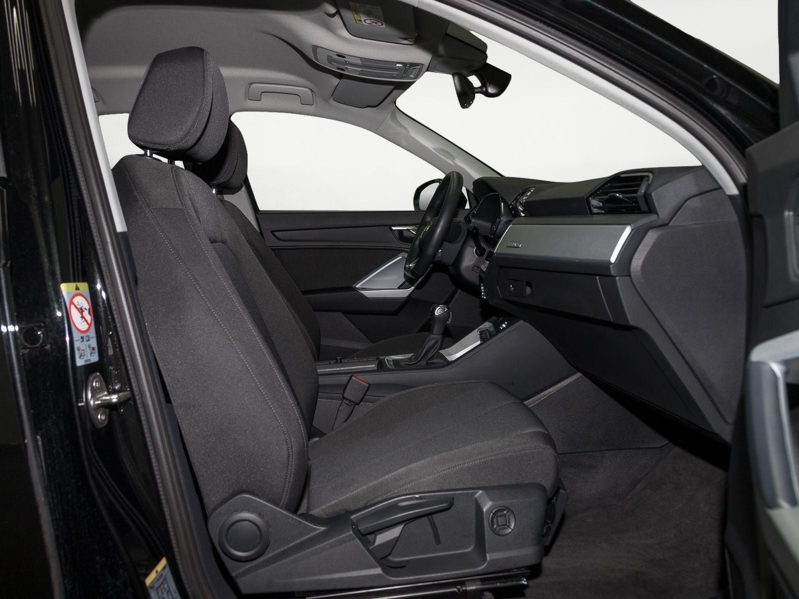 Audi Q3 40 TDI Q ADVANCED - Samsaru's Car Outlet