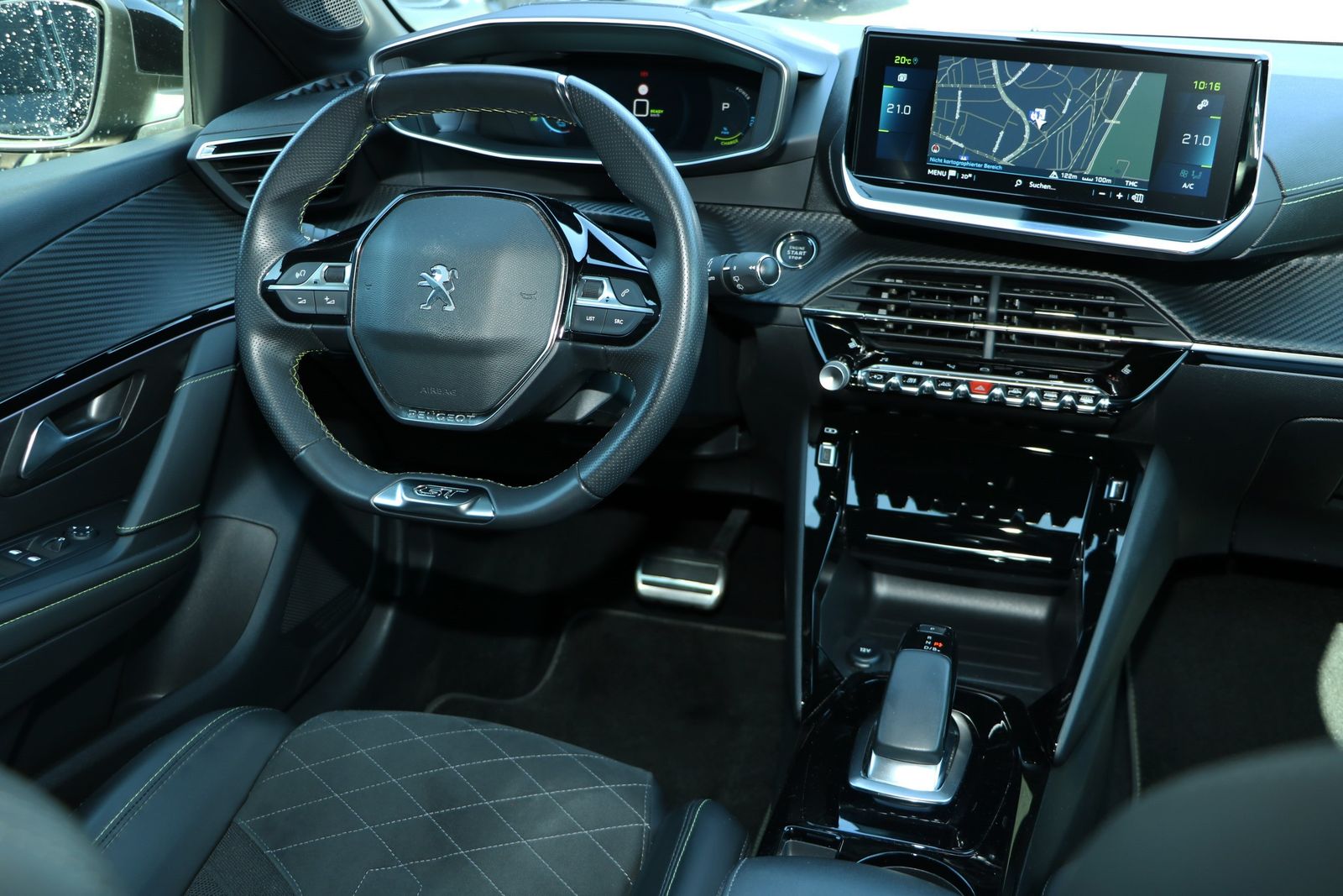 Peugeot E-208 E-GT Pack - Samsaru's Car Outlet