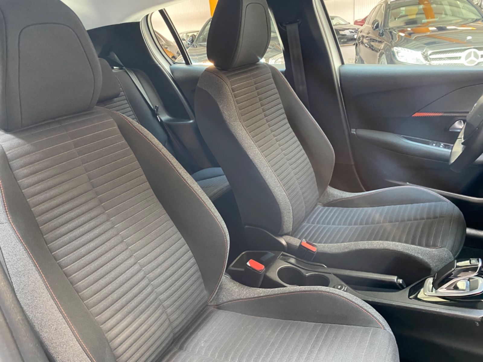 Peugeot 208 Active Pack - Samsaru's Car Outlet