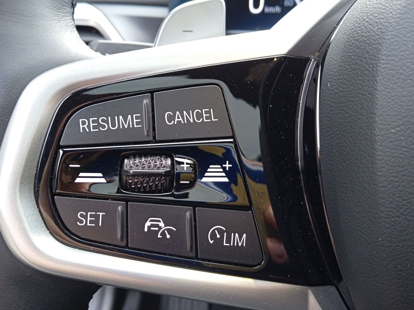 BMW 320 d xDrive Tour. MSport*DAB*LED*HiFi*Park-Assi