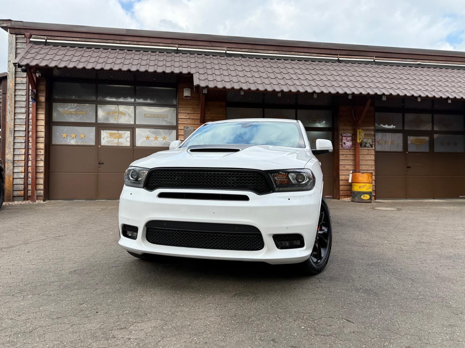 Dodge V8*R/T*LPG*LEDER*NAVI*AHK*LED*PDC*GARANTIE