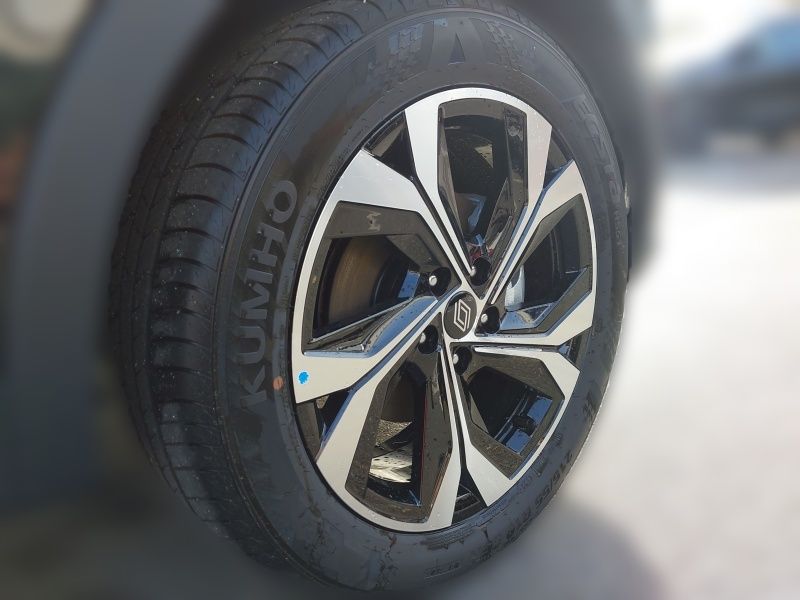 Renault ARKANA TECHNO E-Tech Full Hybrid - Samsaru's Car Outlet