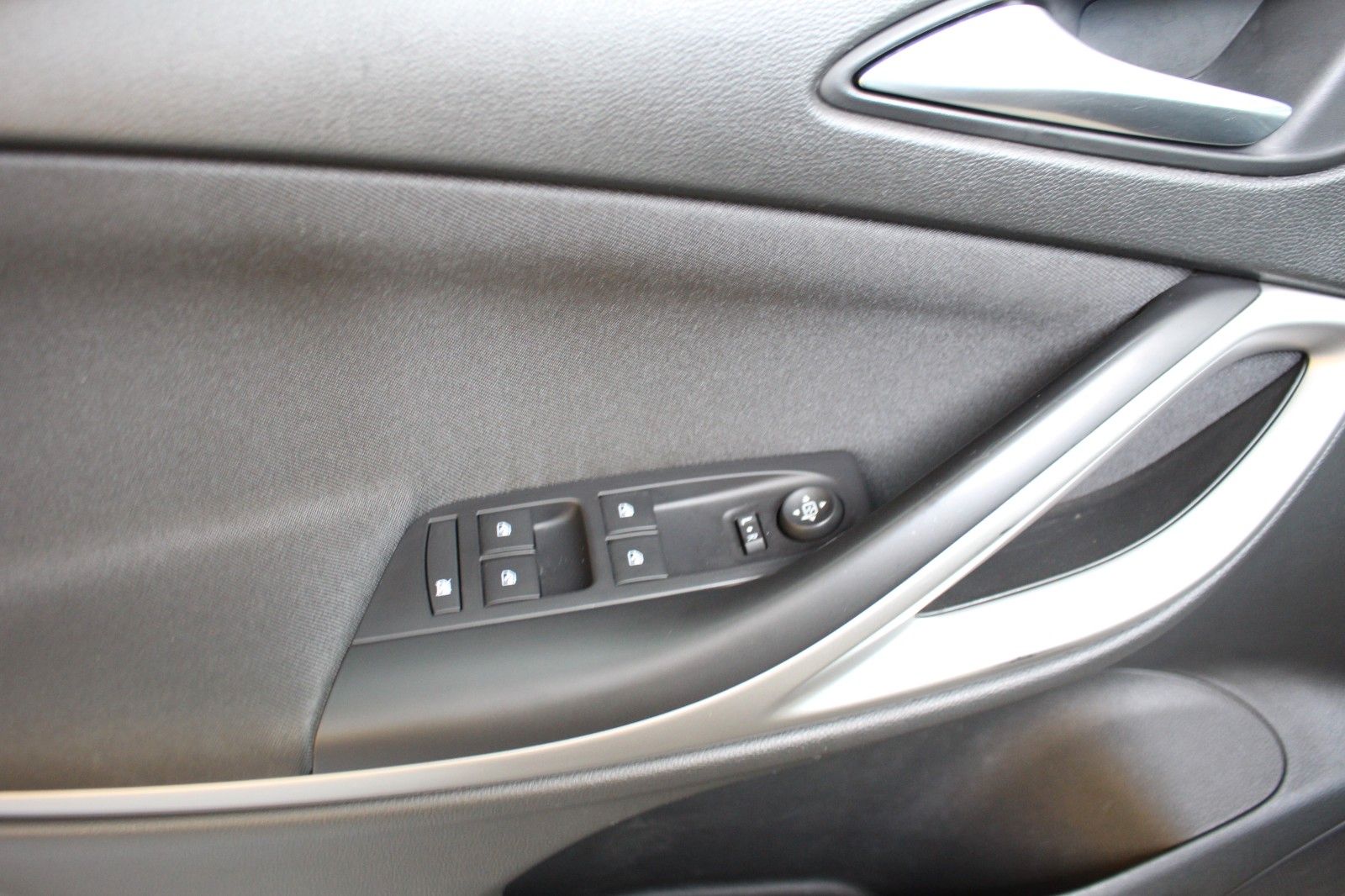 Opel Astra K Sports Tourer Business - Samsaru's Car Outlet