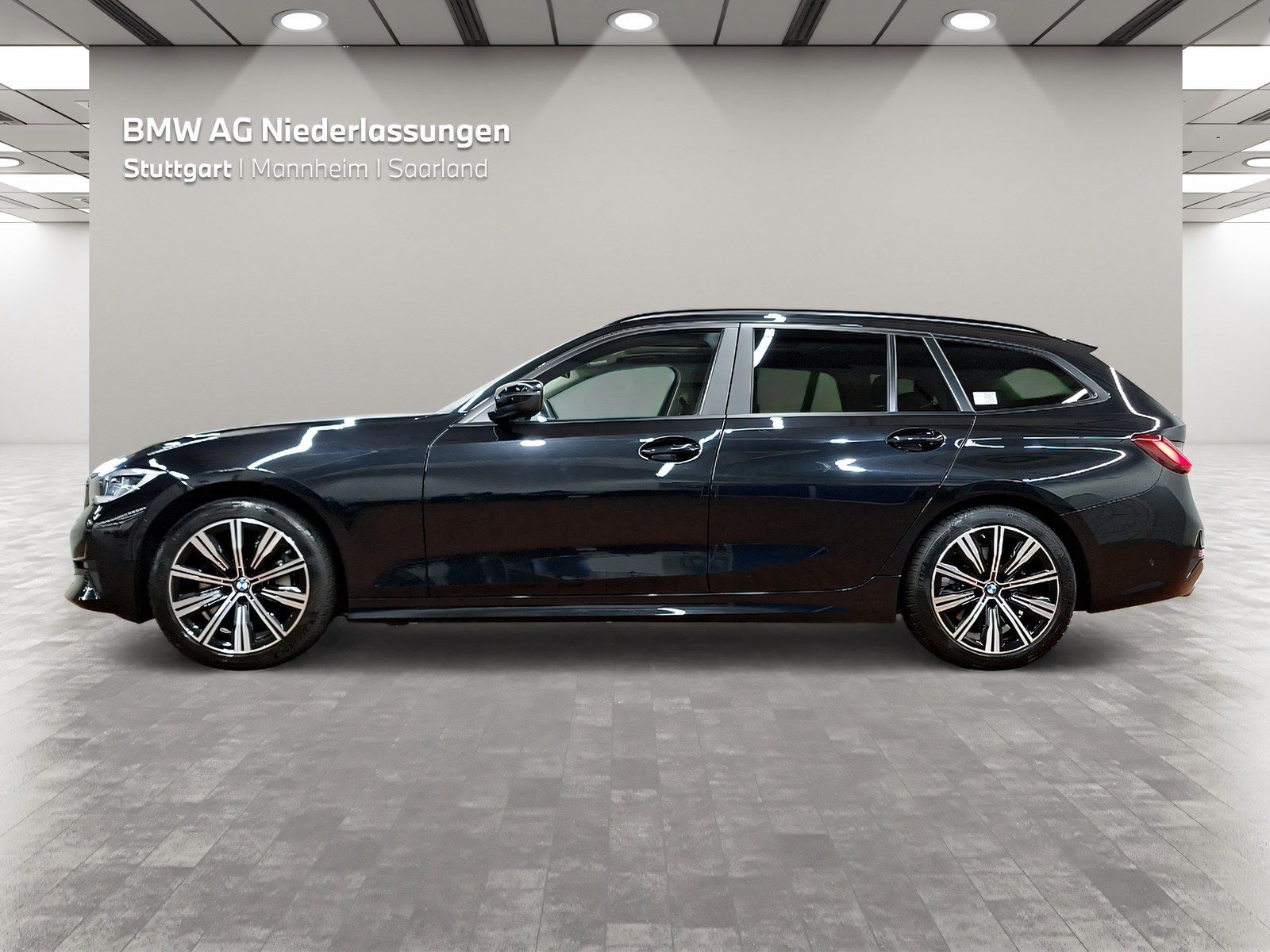 BMW 330i xDrive Touring - Samsaru's Car Outlet