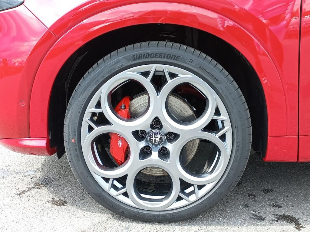 Alfa Romeo Tonale 1.5 Mild Hybrid Tributo Italiano