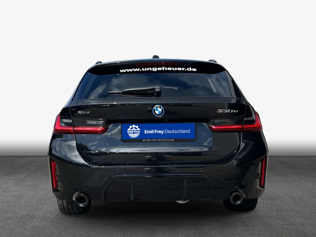 BMW 330e Touring xDrive Aut.