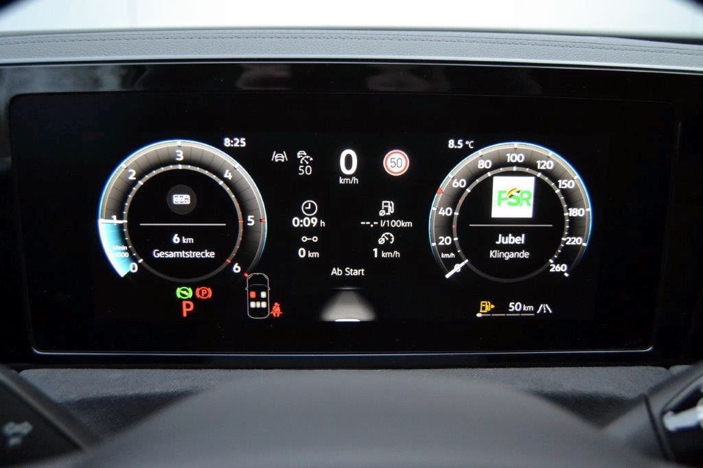 Volkswagen Tiguan 2.0 TDI 4Motion R-Line, Vollausstattung!