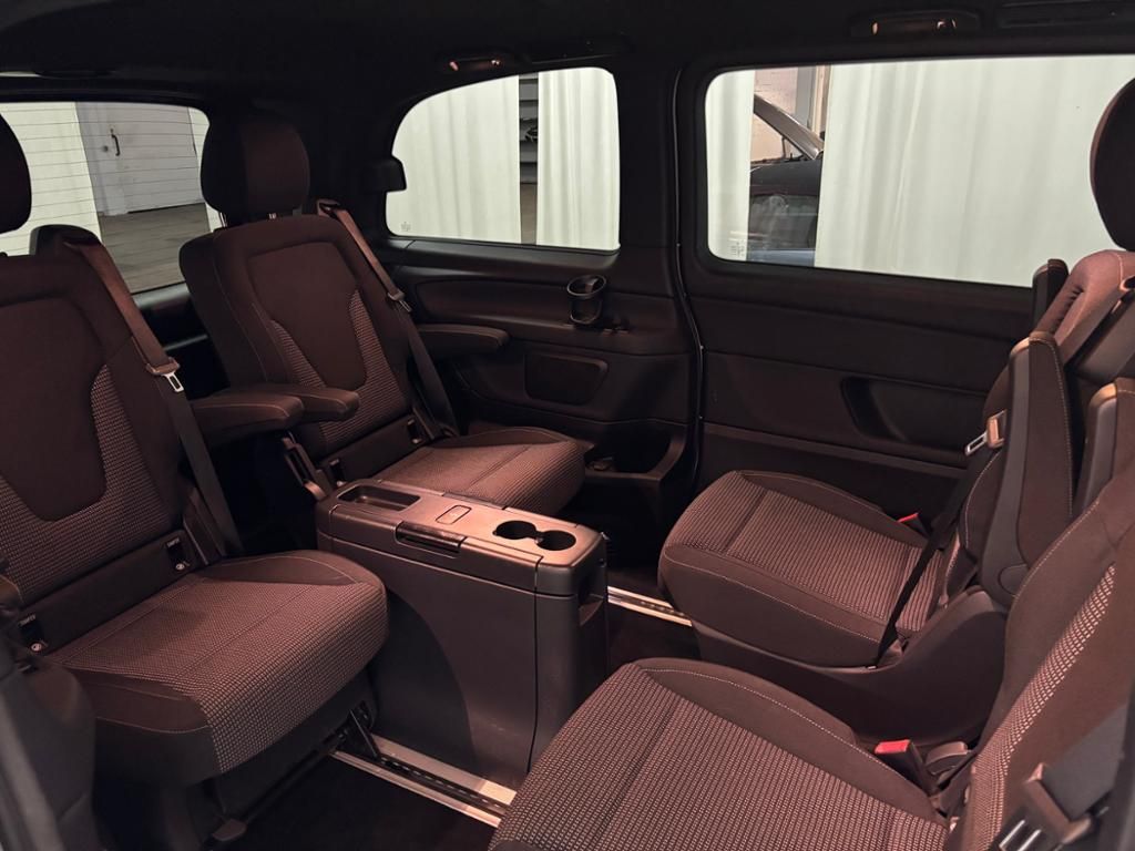 Mercedes-Benz V 300 d 4M AMG - Samsaru's Car Outlet