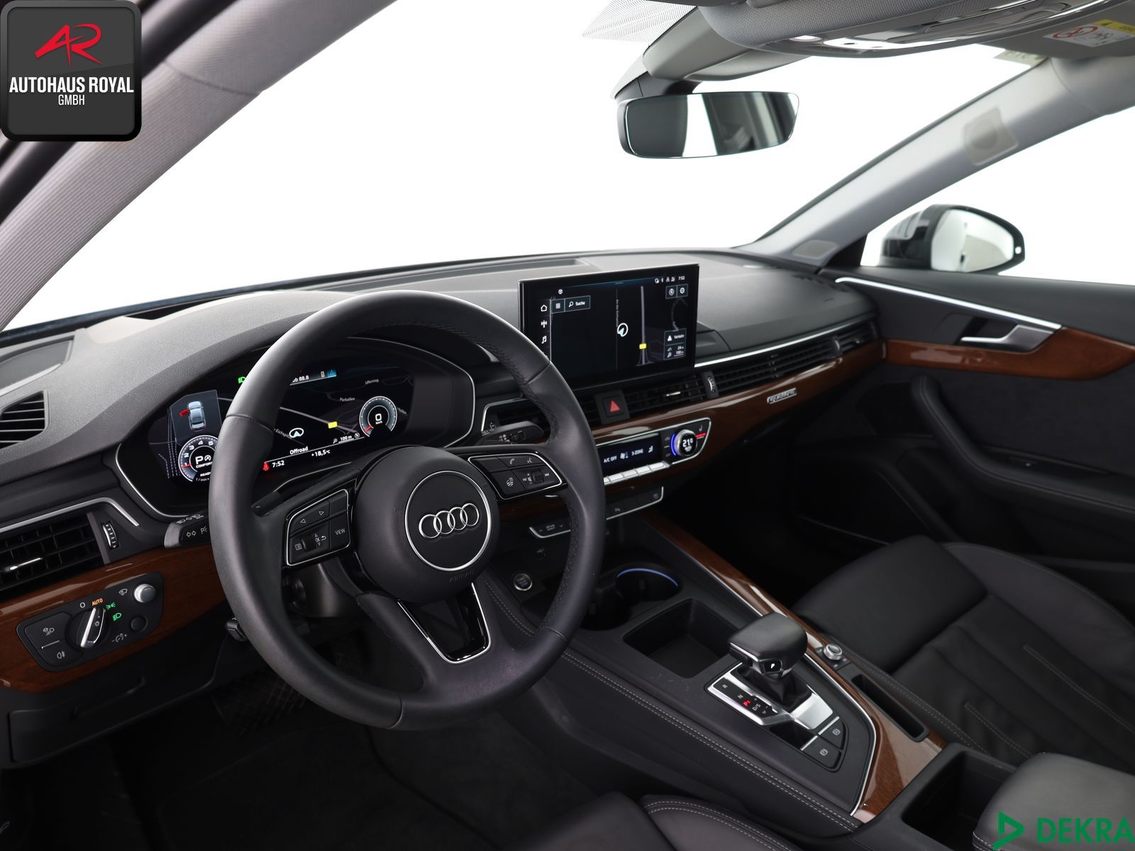 Audi A4 Limousine 45 TFSI qu S LINE - Samsaru's Car Outlet