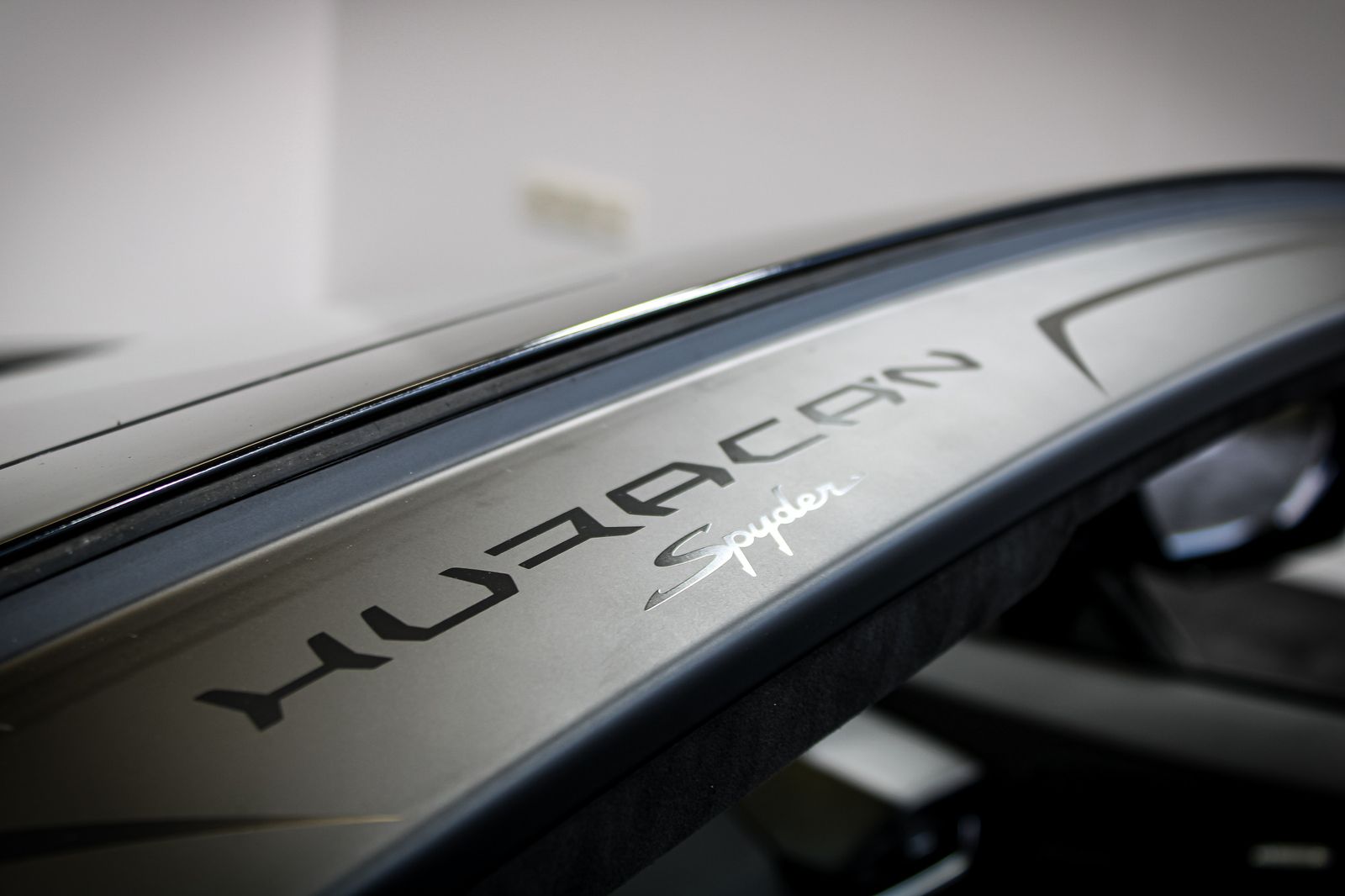 Lamborghini Huracán EVO Spyder - Samsaru's Car Outlet