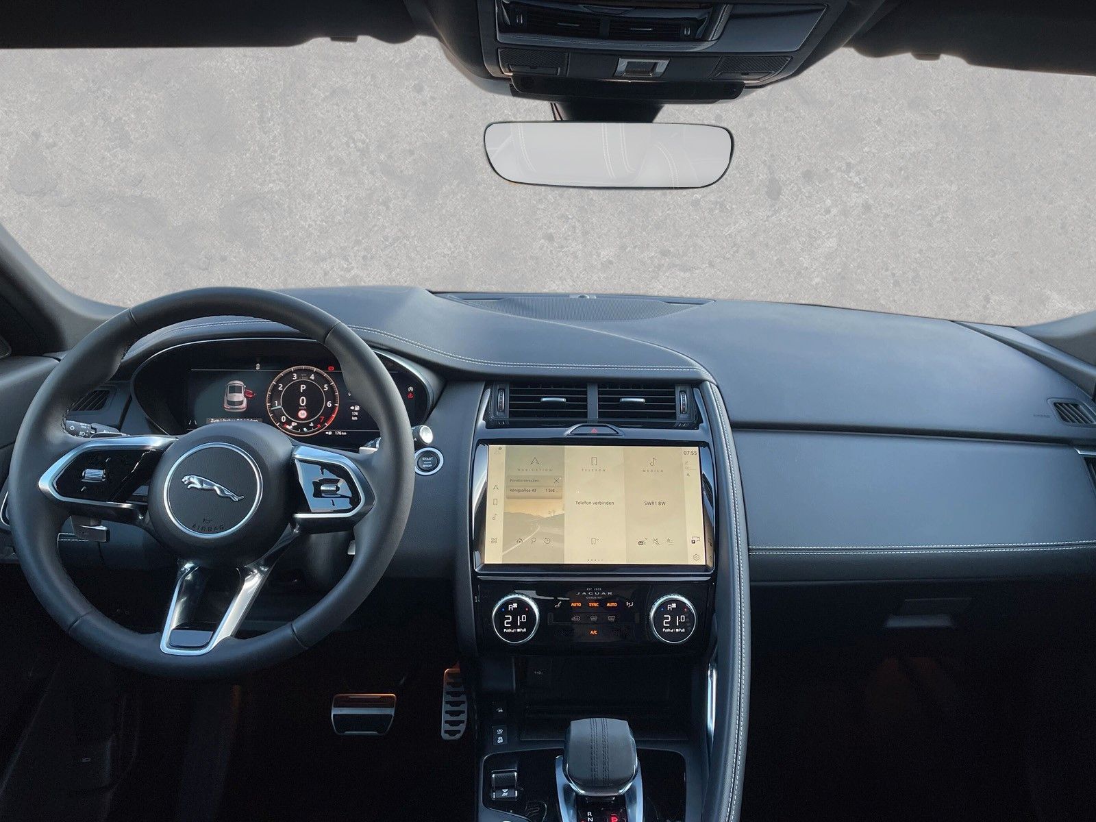 Jaguar E-Pace P250 AWD R-DYNAMIC SE  ACC LED