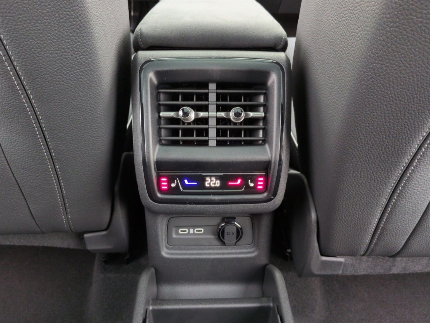 Skoda Kodiaq SPORTLINE 7-Sitze 4x4 TDI*StndHzg 360°Kam