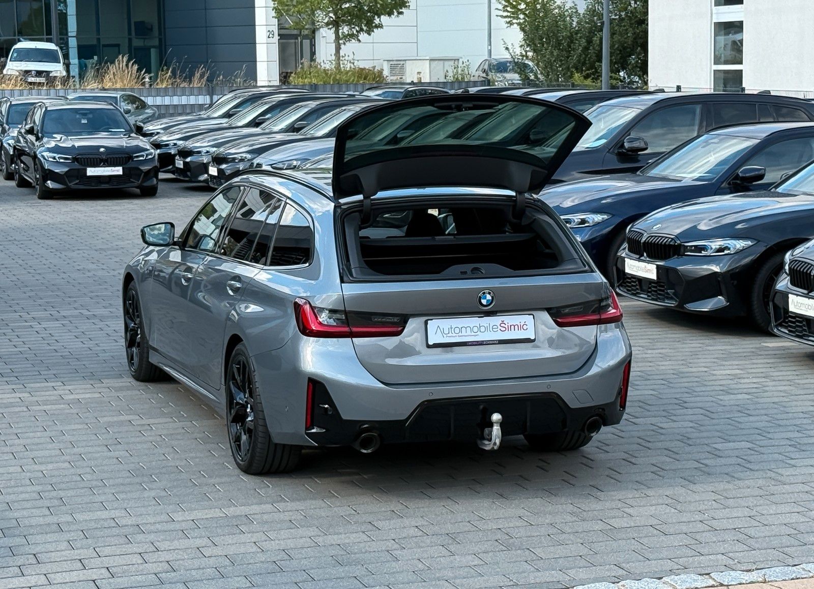 BMW 320d xD M Sport Pro HuD 360° h/k AHK 19"Alu