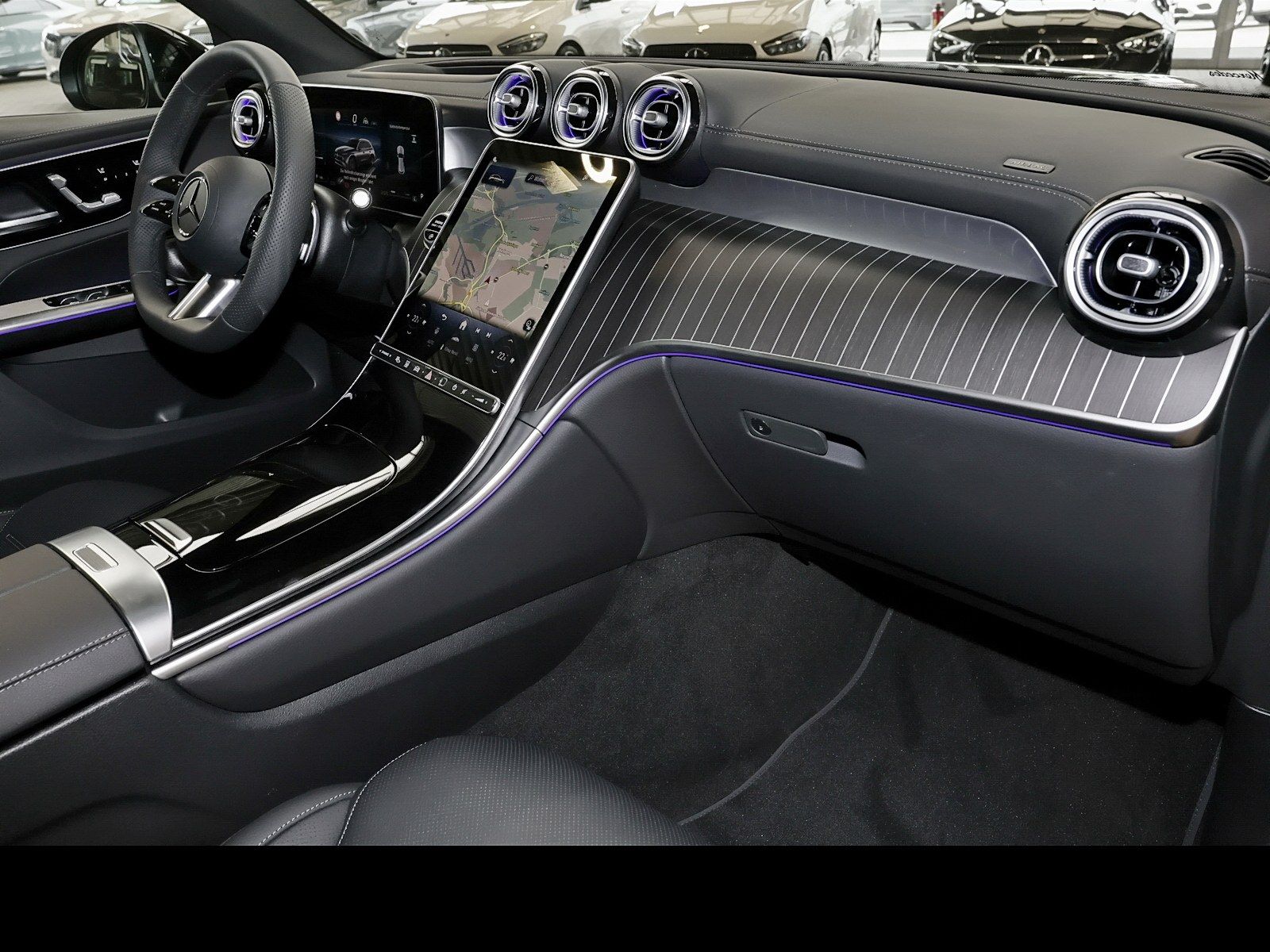 Mercedes-Benz GLC 300 d 4M AMG Multikontursit+Standhz+AHK+Pano