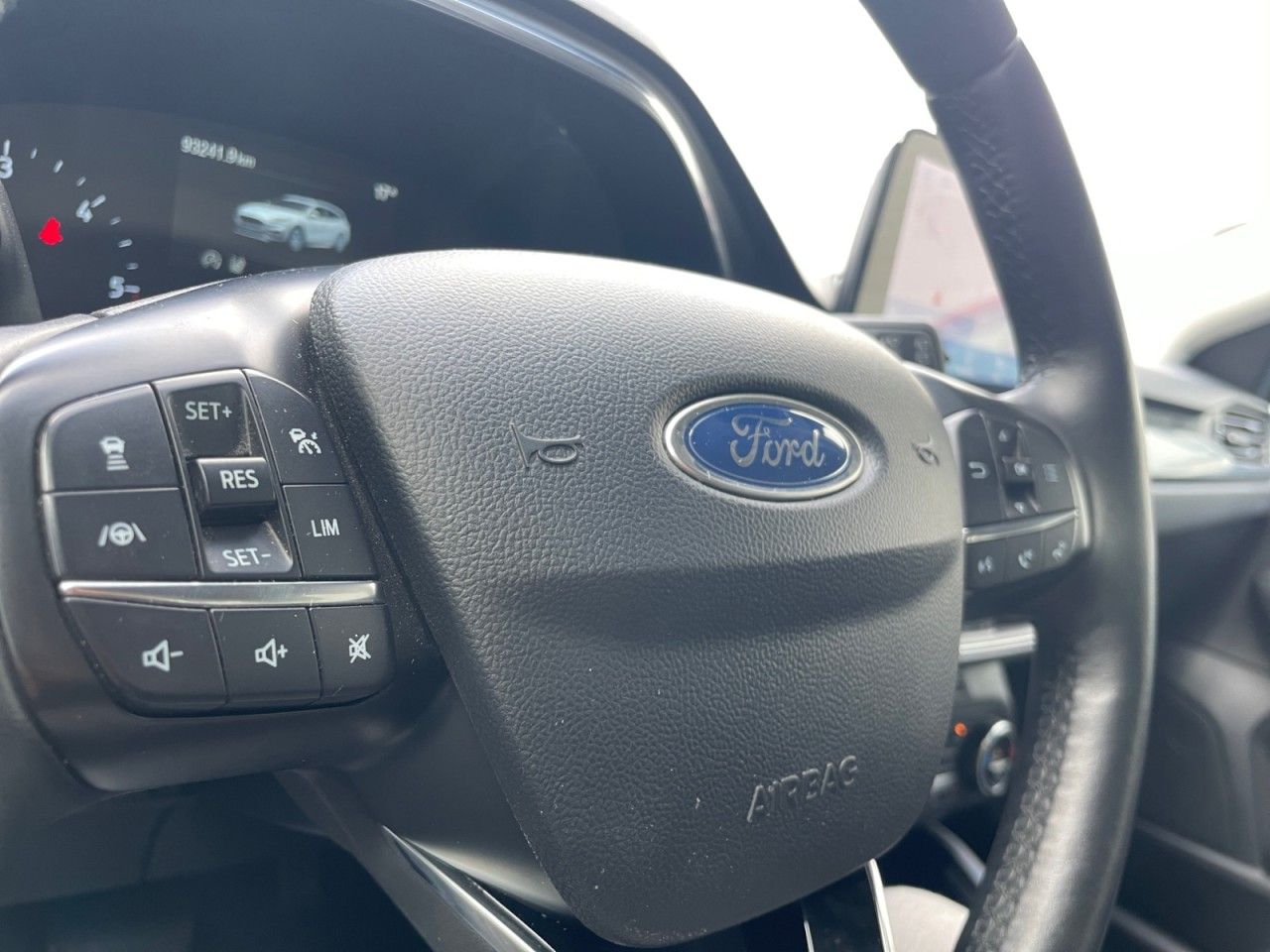 Ford Focus 1.5D Turnier Active - Samsaru's Car Outlet