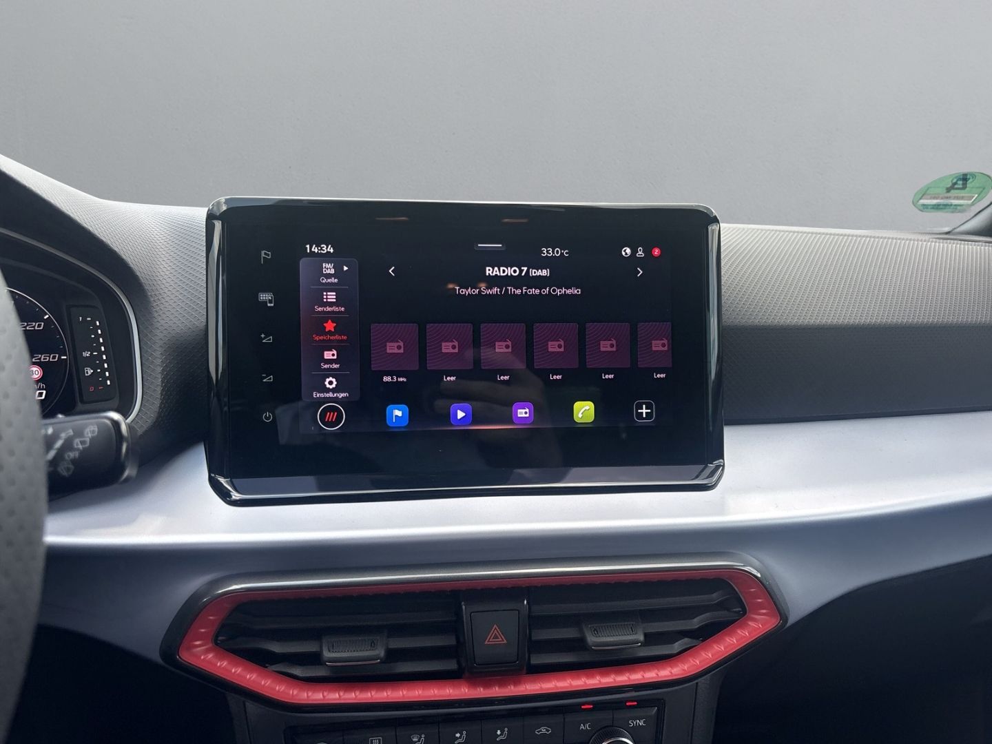 Seat Arona FR 1,5 TSI DSG *LED+NAVI+AHK+SHZ+PDC+KAM*
