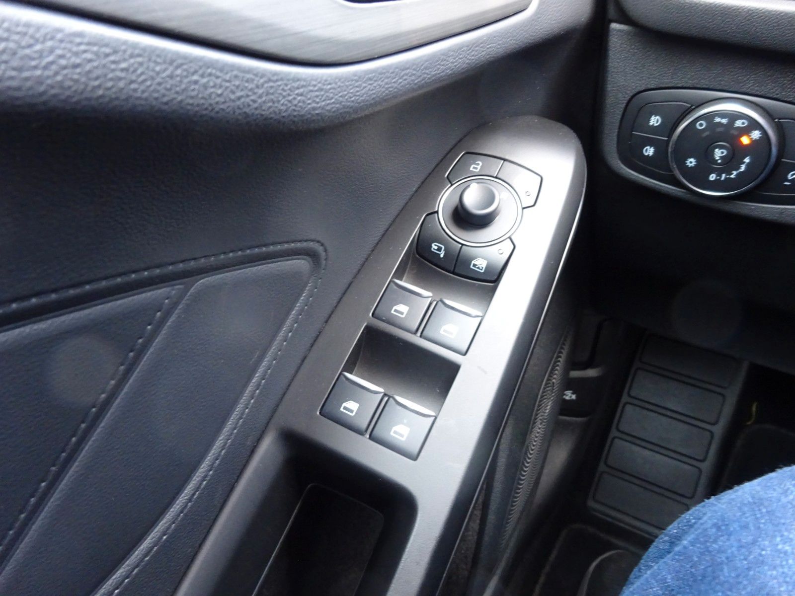 Ford Focus Turnier Titanium Anhängekupplung
