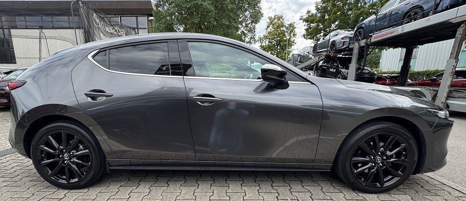 Mazda 3 2.0L e-SKYACTIV G 122ps 6AT FWD Homura
