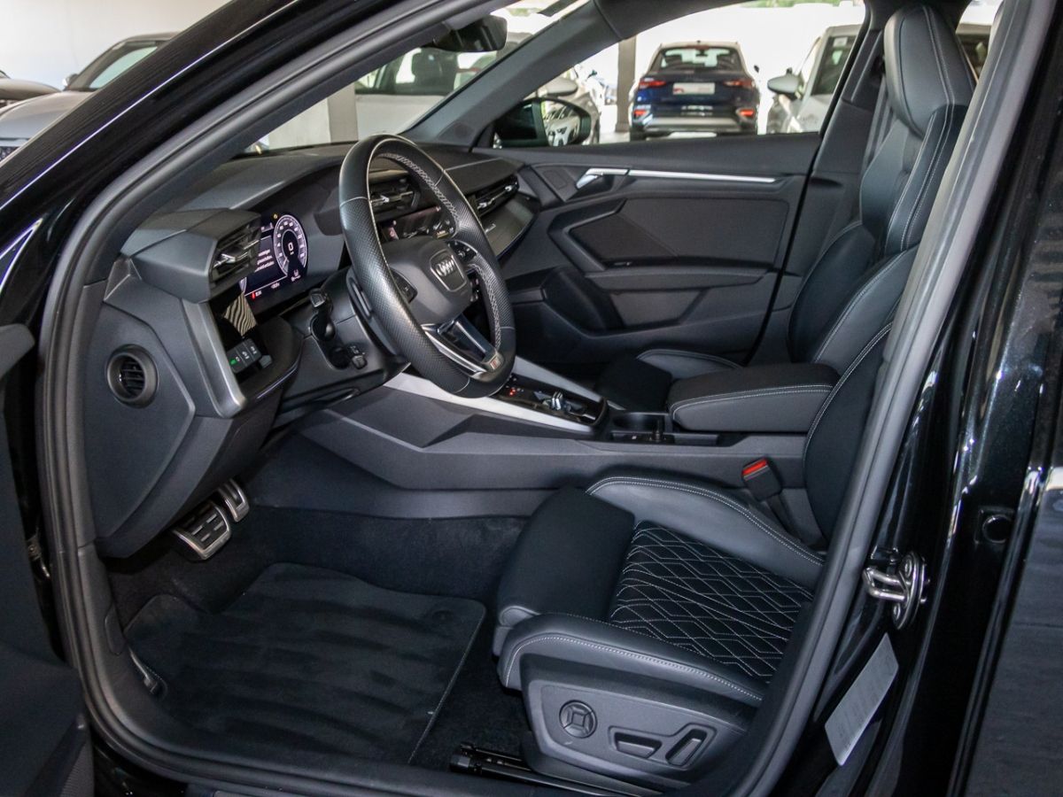Audi A3 Sportback 45 TFSI e S line - Samsaru's Car Outlet