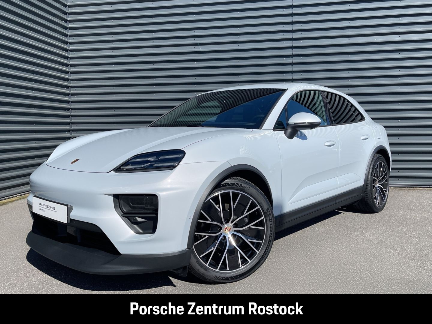 Porsche Macan InnoDrive BOSE Luftfederung 21-Zoll
