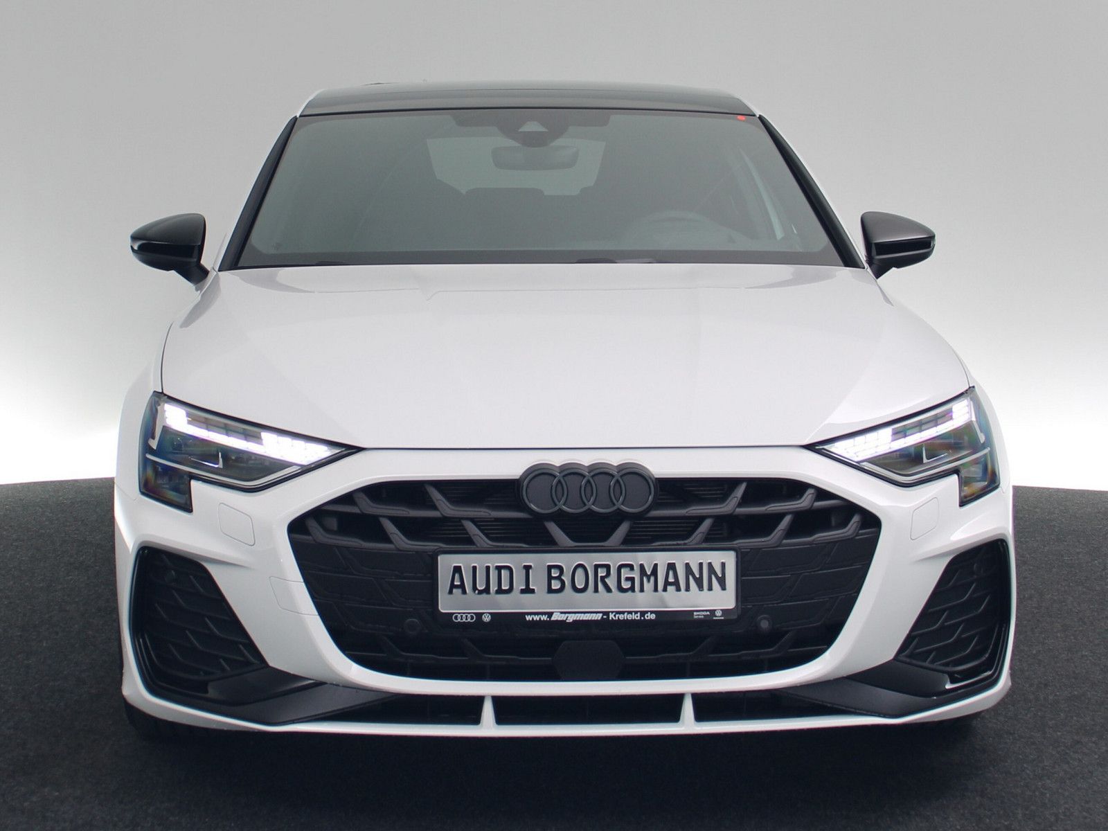 Audi A3 Sportback 35 TFSI S line - Samsaru's Car Outlet