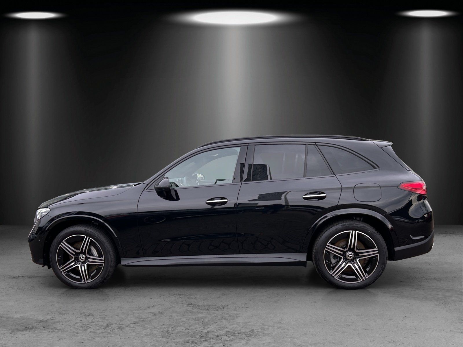 Mercedes-Benz GLC300de AMG Premi AIRMATIC Pano AHK Nappa DISTR