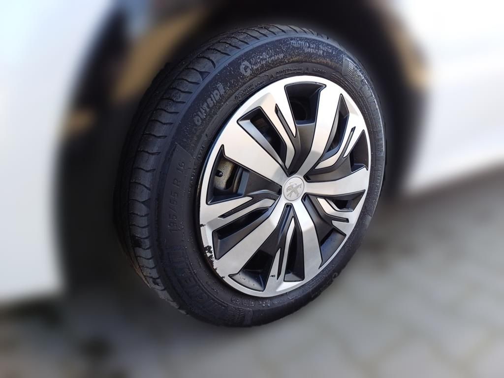 Peugeot e-208 136 Active - Samsaru's Car Outlet
