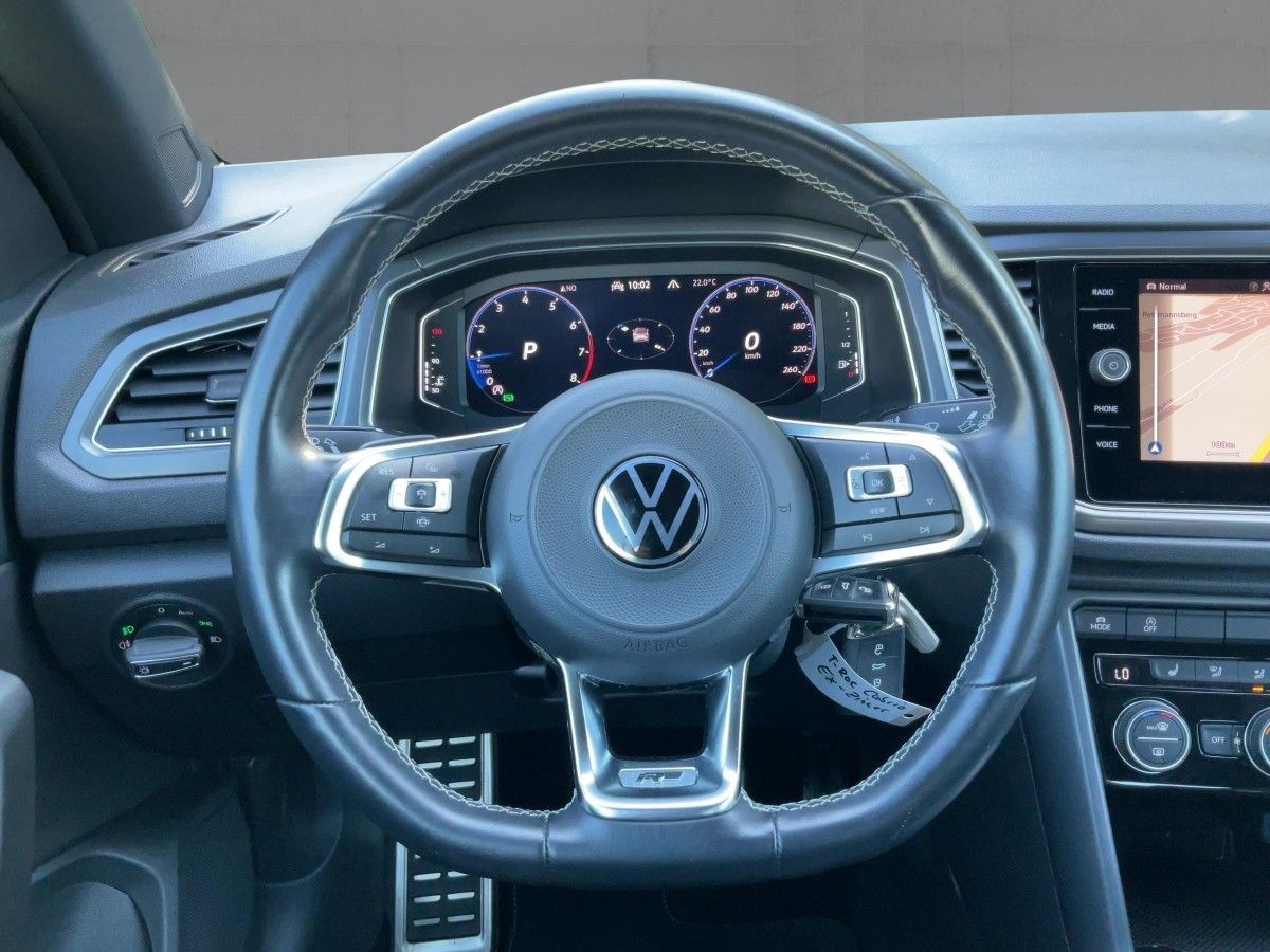 Volkswagen T-Roc 1.5 TSI DSG R-LINE - Samsaru's Car Outlet