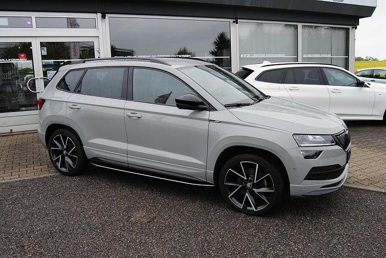Skoda Karoq 2.0l TSI DSG 4x4 SPORTLINE.ACC.StHz.Columb