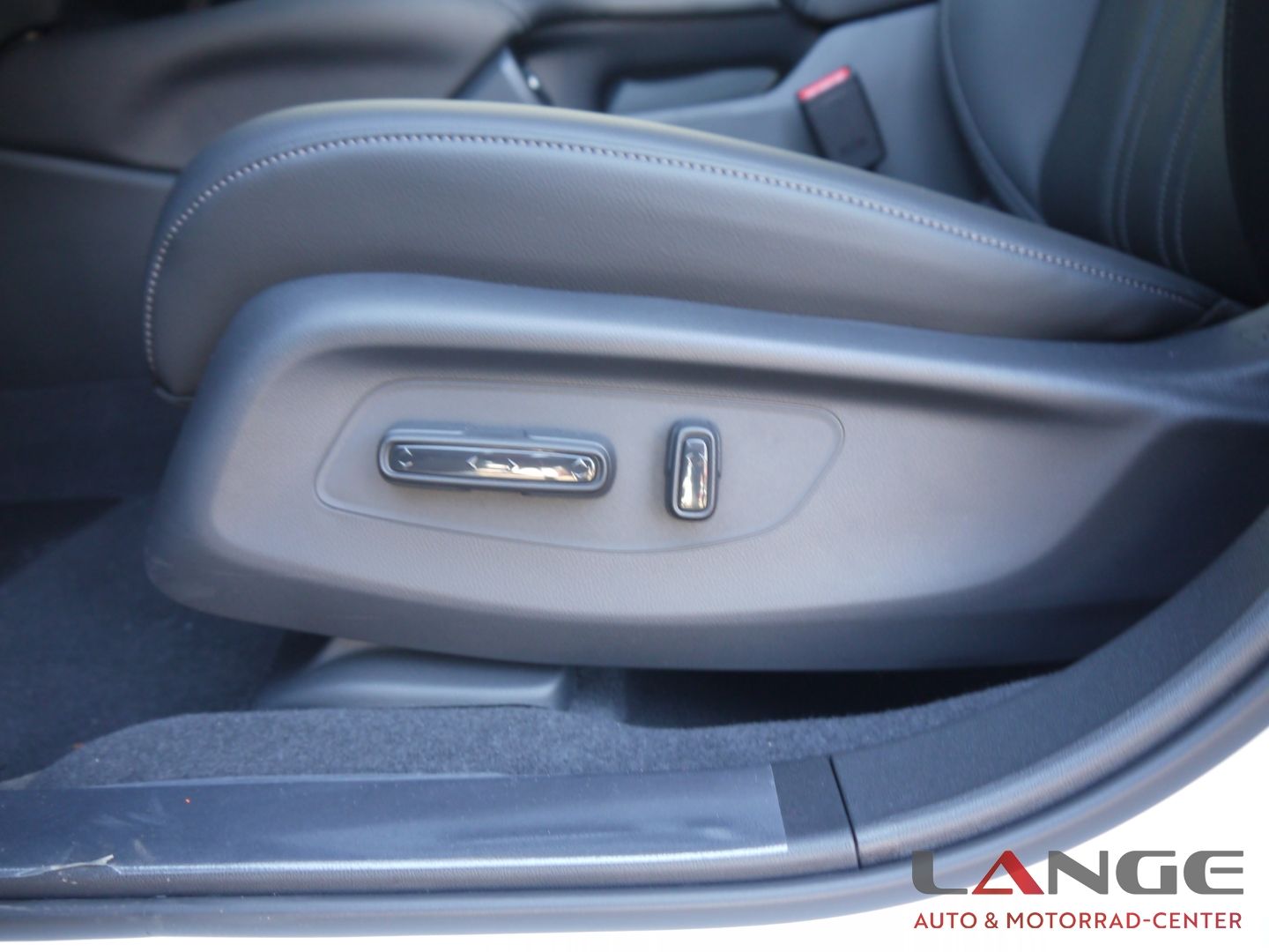 Honda ZR-V EU6d 2.0 e HEV Advance HUD El. Panodach Nav