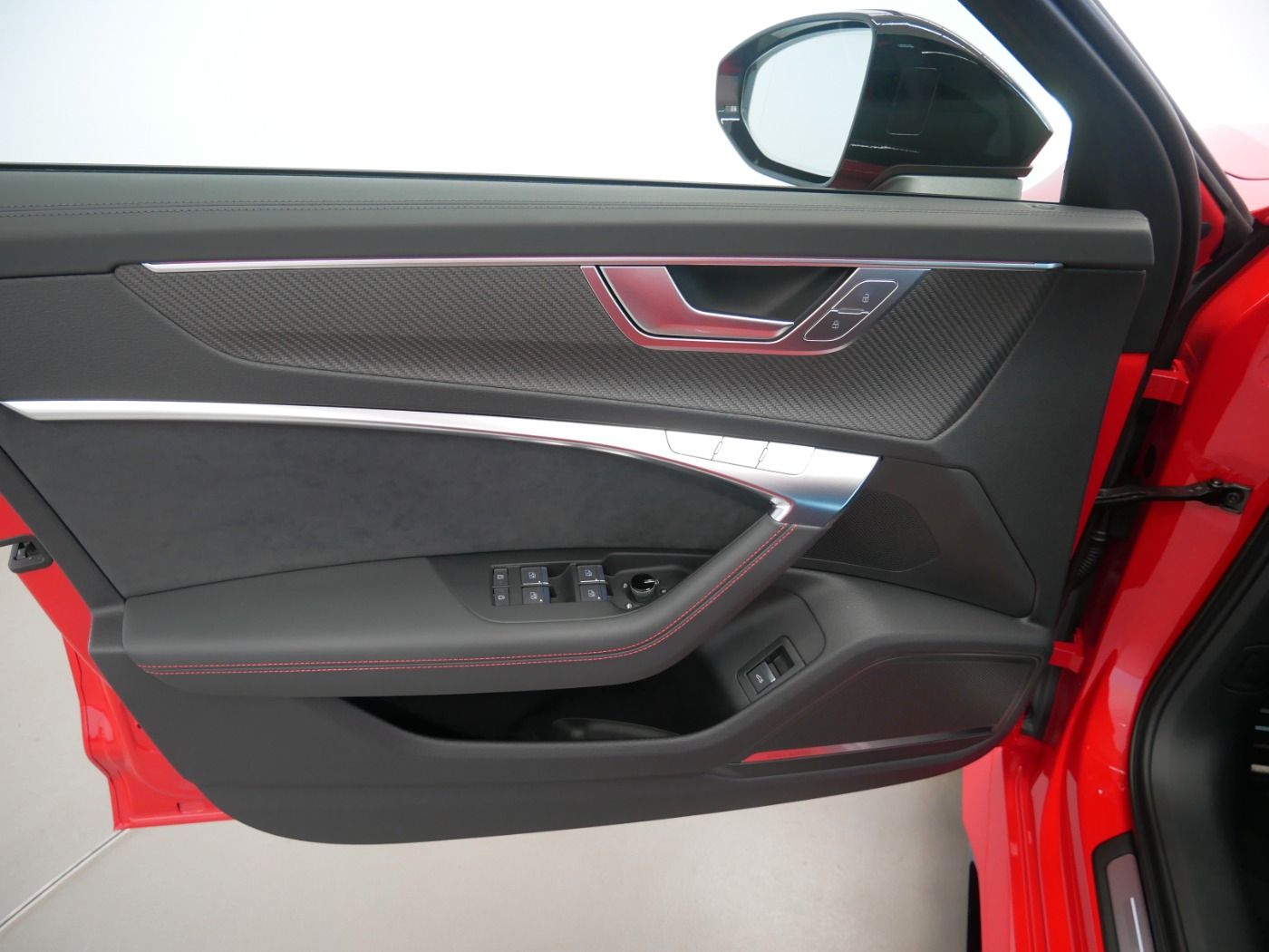 Audi RS 6 Avant tiptr. KERAMIK MATRIX AHK PANO HEAD-U