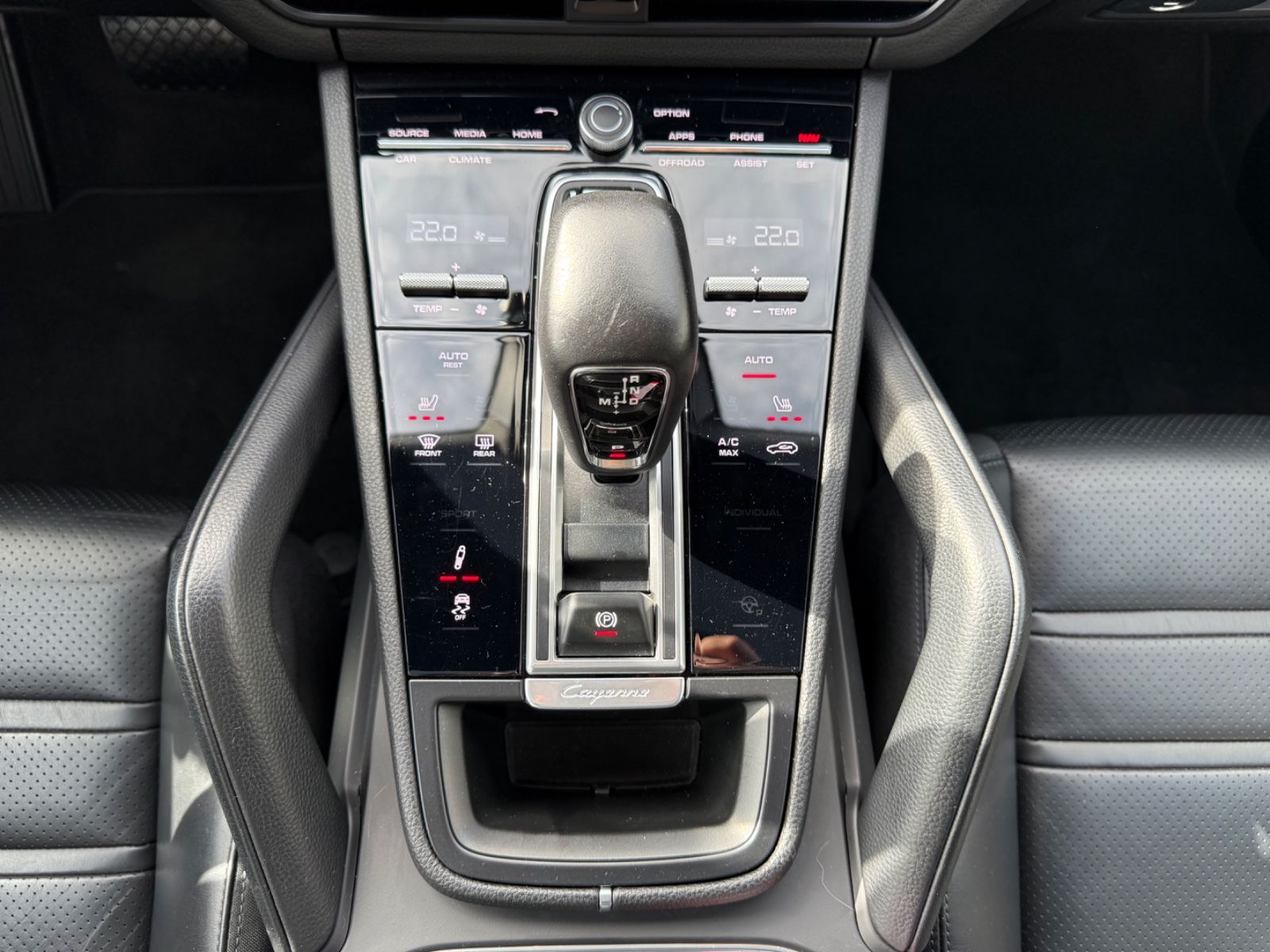 Porsche Cayenne Coupe Platinum Edition *1. Hand *Chrono