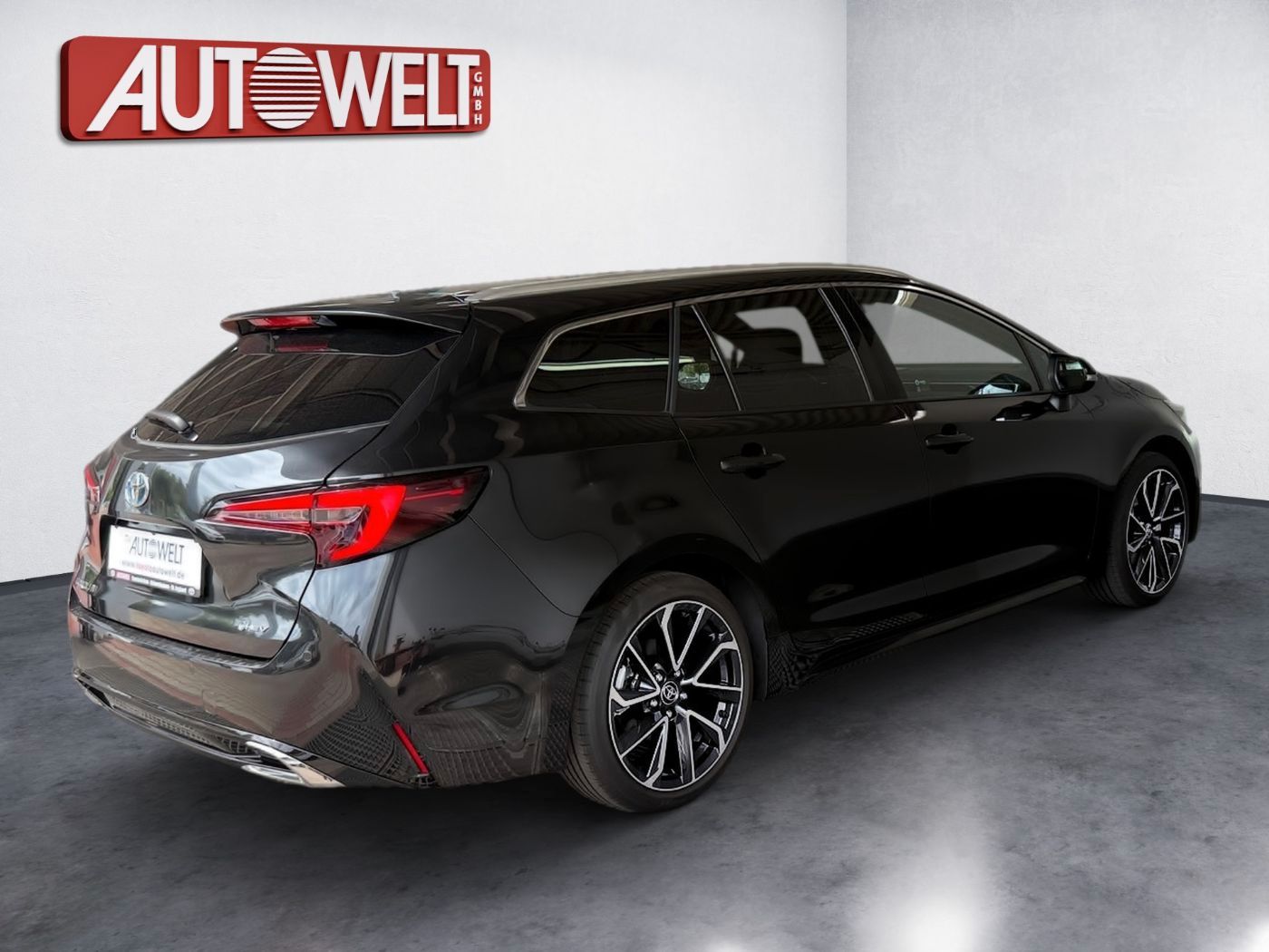 Toyota Corolla Touring Sports 2.0 Lounge PanoramaSD JBL