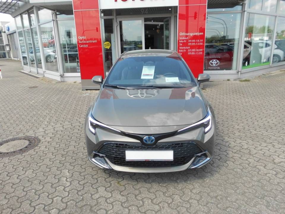 Toyota Corolla HSD - Samsaru's Car Outlet