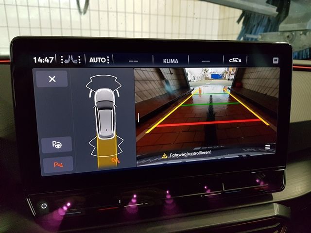 Cupra Leon Sportstourer 1.5 eTSI DSG - Samsaru's Car Outlet