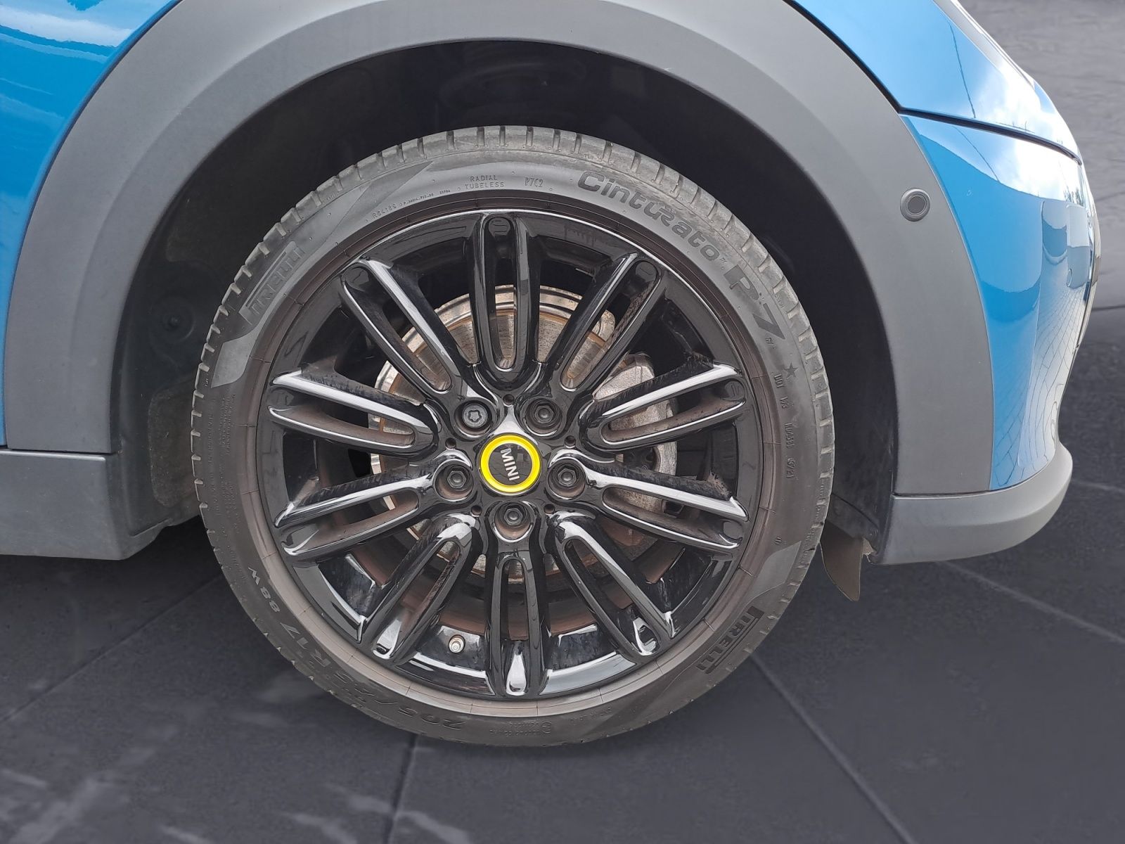 MINI Cooper SE MINI Electric Collection - Samsaru's Car Outlet