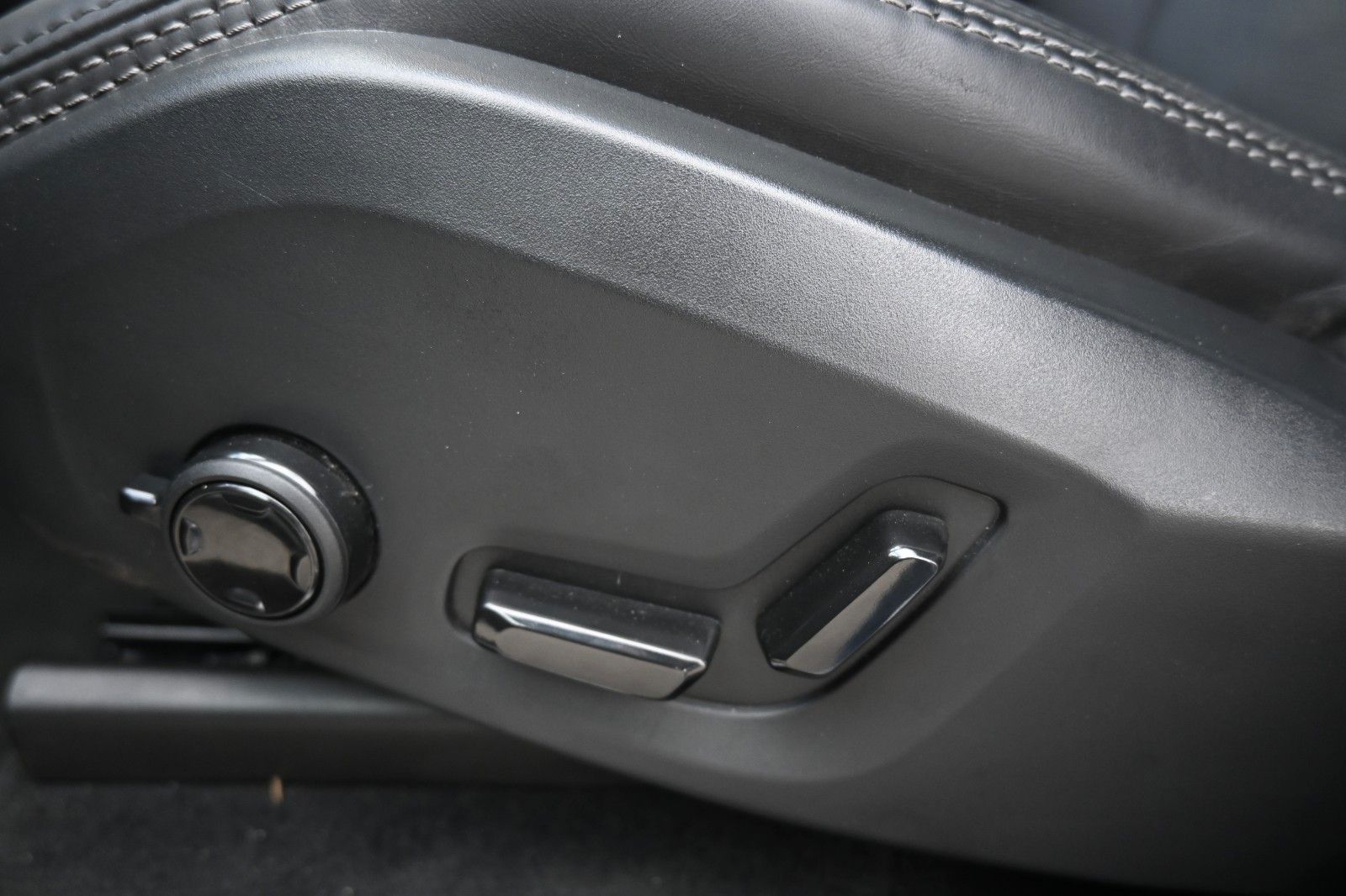 Volvo XC90 B5 Ultimate Bright AWD MASS*LUFT*BW*HUD*AHK