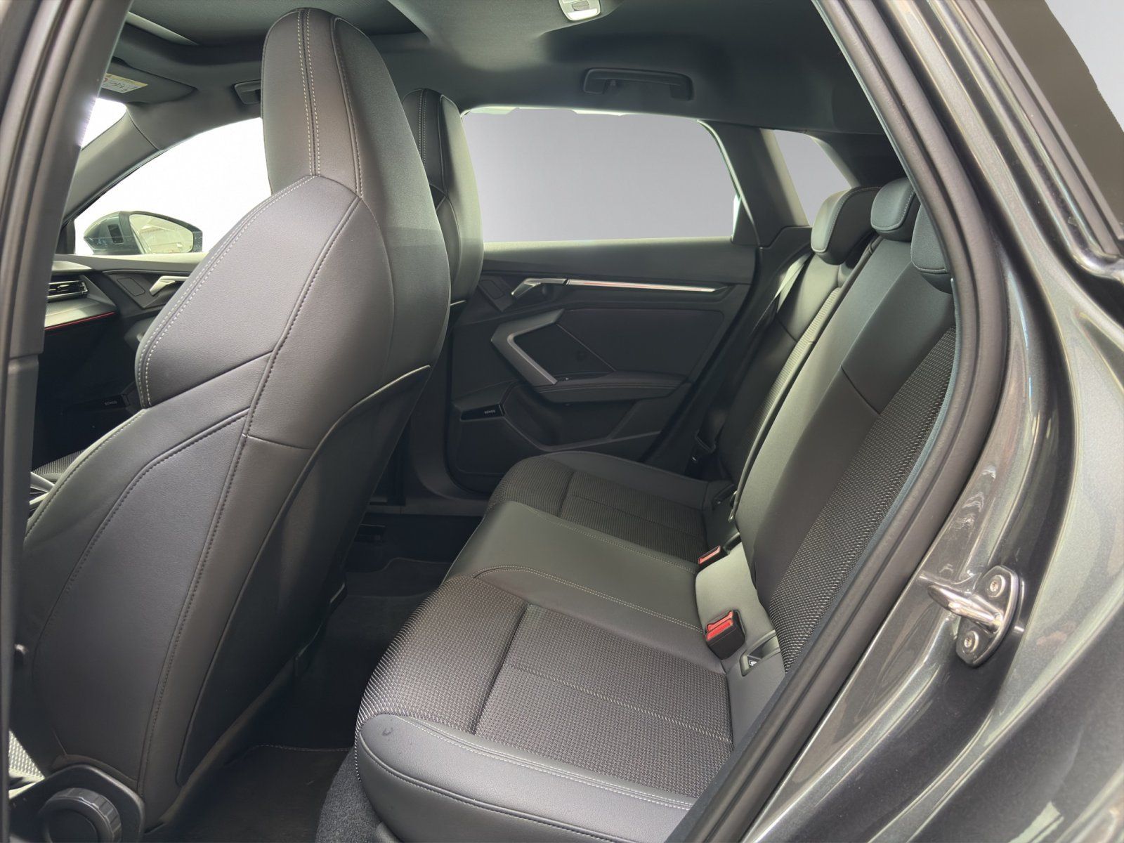 Audi A3  Sportback 35  2.0 TDI S line