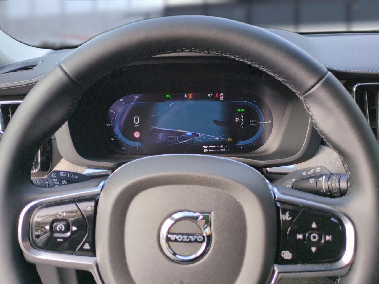 Volvo XC60 T8 Recharge Ultra Dark Plug-In Hybrid AWD