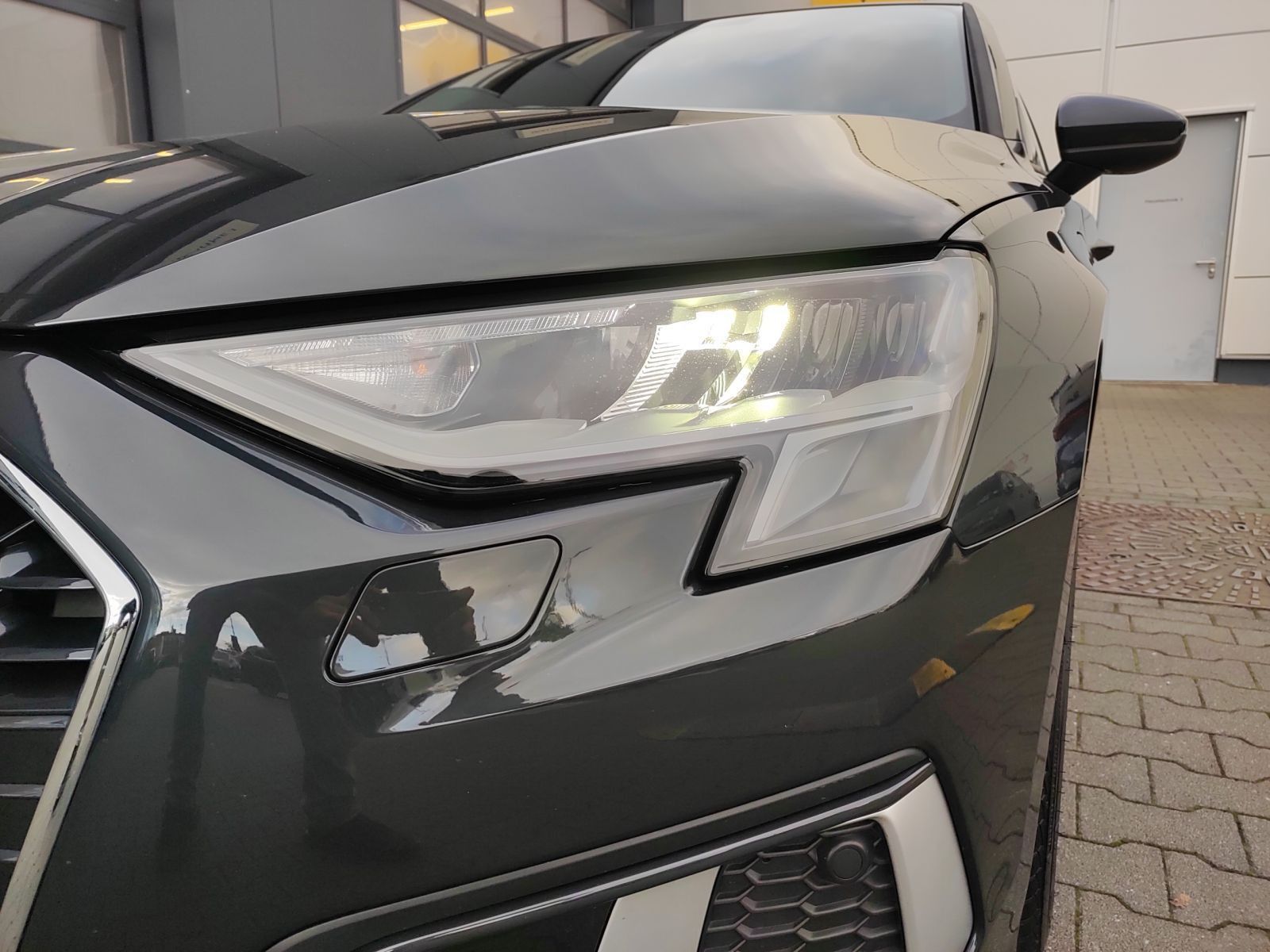 Audi A3 Sportback 40 TFSI e Adv. S tronic *R-CAM*PDC*