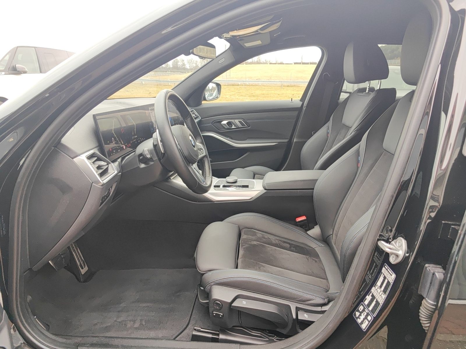 BMW 320d xDrive M Sport - Samsaru's Car Outlet