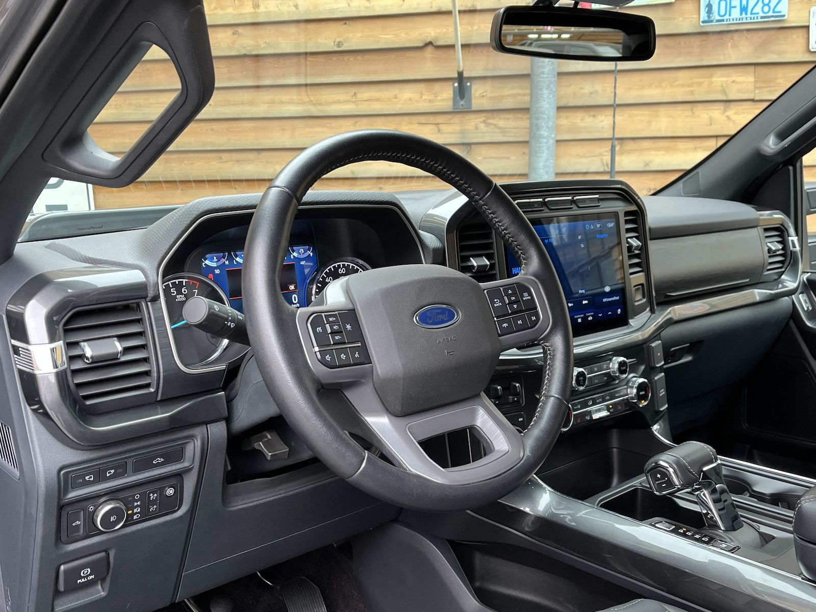 Ford F 150 2.7 V6 SuperCrew 4x4 - Samsaru's Car Outlet