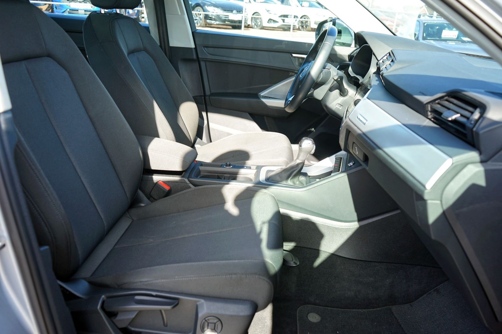 Audi Q3 40 TFSI qu. advanced - Samsaru's Car Outlet
