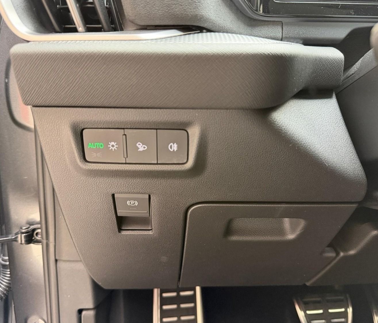 Skoda Kodiaq 1.5 TSI iV Sportline PHEV*PANO*360*HUD