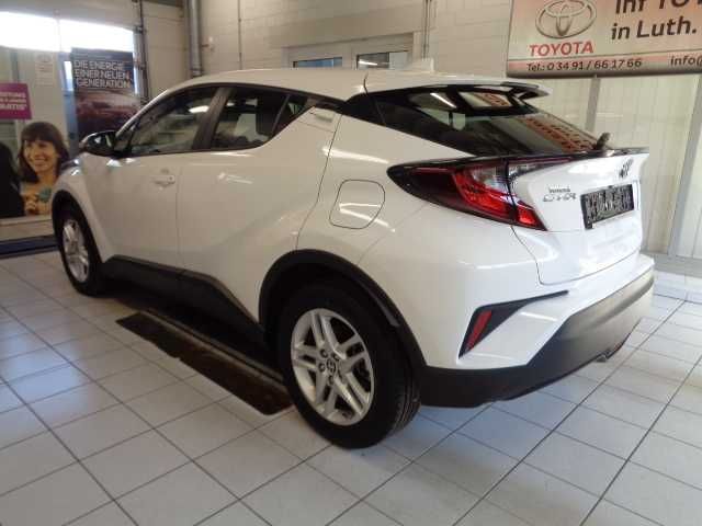 Toyota C-HR Hybrid Flow - Samsaru's Car Outlet