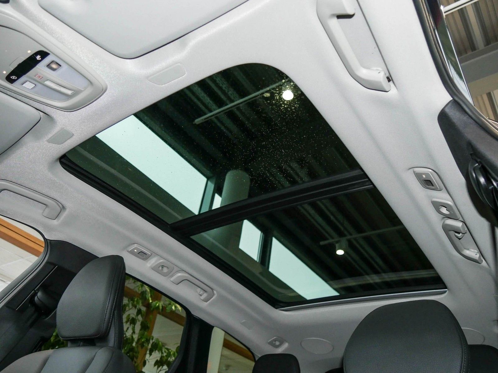 Volvo XC60 T8 Plus Dark Leder*Pano*Harman/Kardon