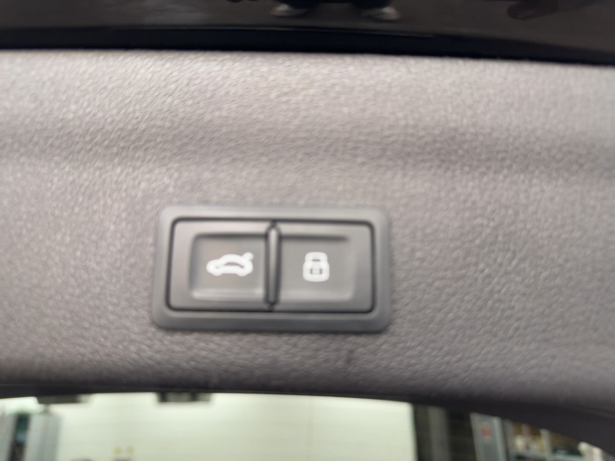 Audi A6 allroad 55 3.0 V6 TDI qua. - Samsaru's Car Outlet