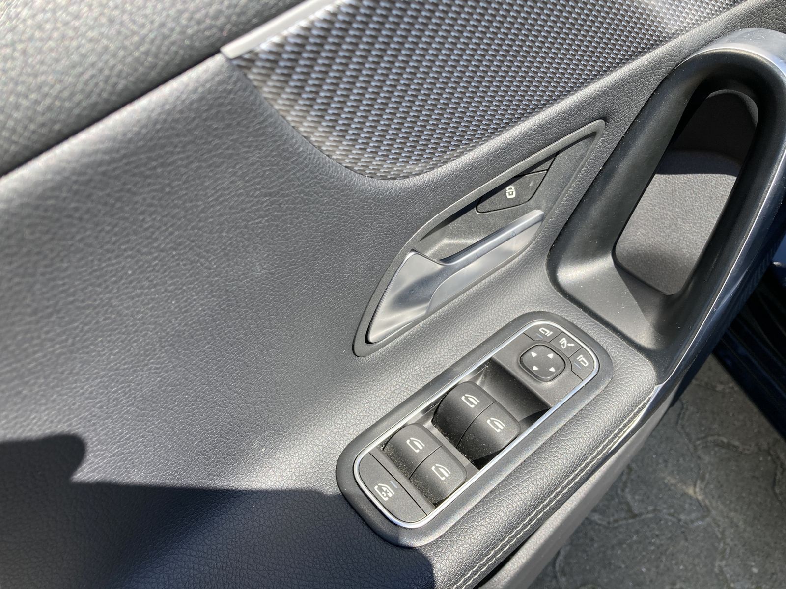 Mercedes-Benz A 200 Progressive - Samsaru's Car Outlet