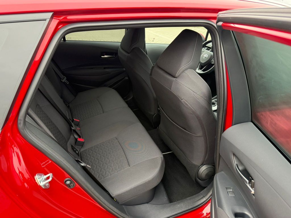 Toyota Corolla 1.8 Hybrid Touring Sports - Samsaru's Car Outlet