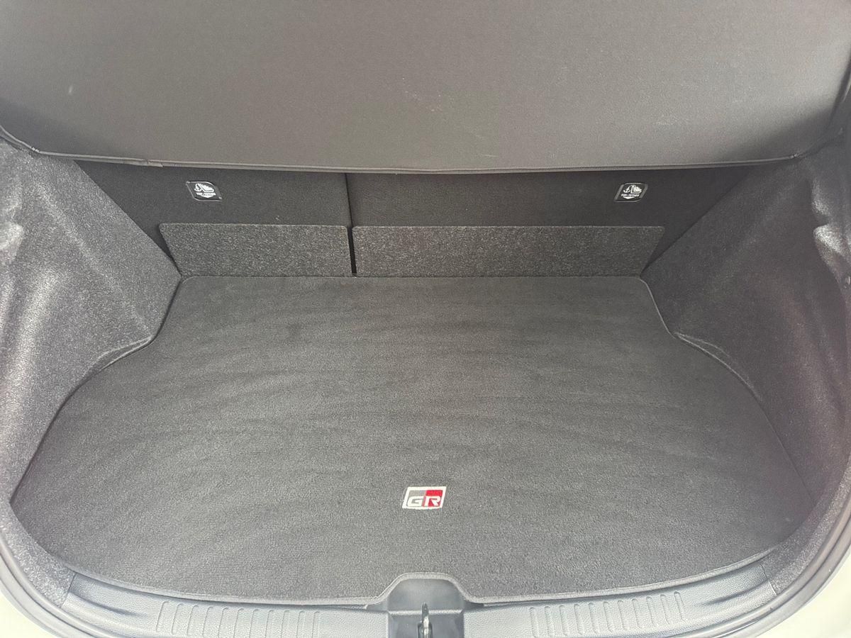 Toyota GR Yaris HighPerf 1.6l 4x4 Convenience 8-fach